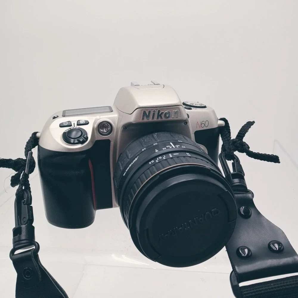 USED Nikon N60 35mm Camera w/ 20-80mm Lens and Accessories